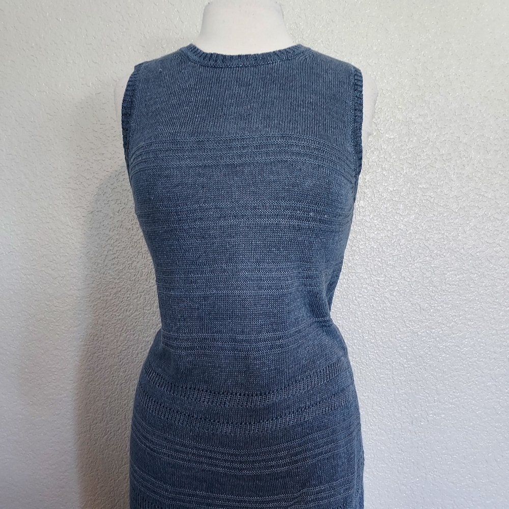 Tommy Bahama Blue Sleeveless Sweater Dress Size S/P - Picture 2 of 11